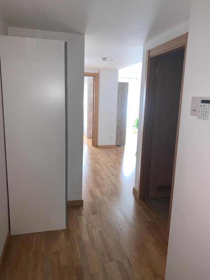 New, Cozy Apartment Plaza Del Pilar-Fuenclara サラゴサ エクステリア 写真