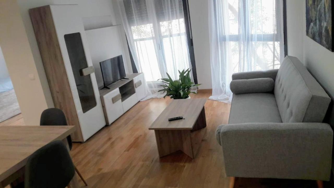 New, Cozy Apartment Plaza Del Pilar-Fuenclara サラゴサ エクステリア 写真